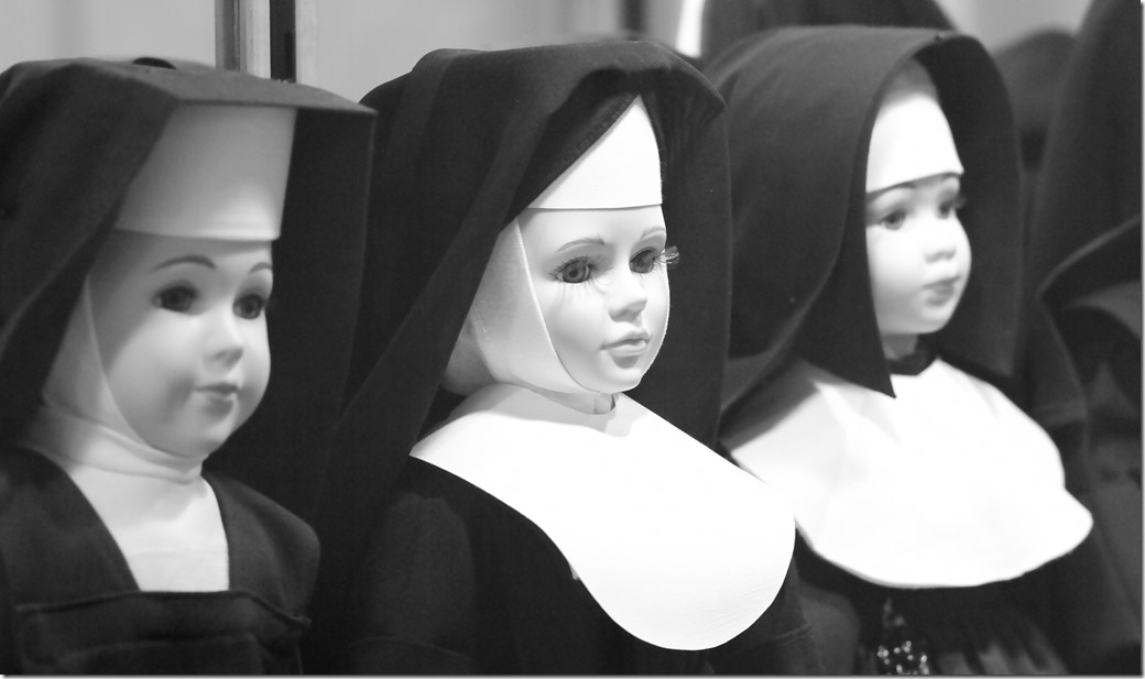 Nuns_SDI2697