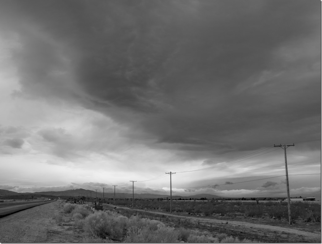 Desert Road DSCF5107